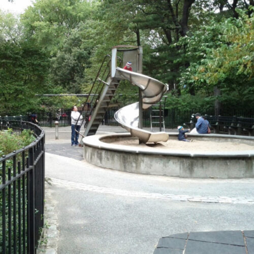 The corkscrew sliding pond before reconstruction