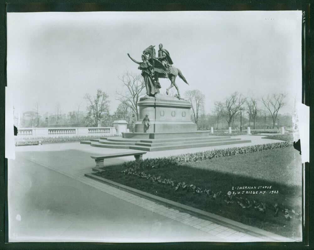 Ex His Sherman Monument 1923 NYHS PR181 b 02 f 23 006 01