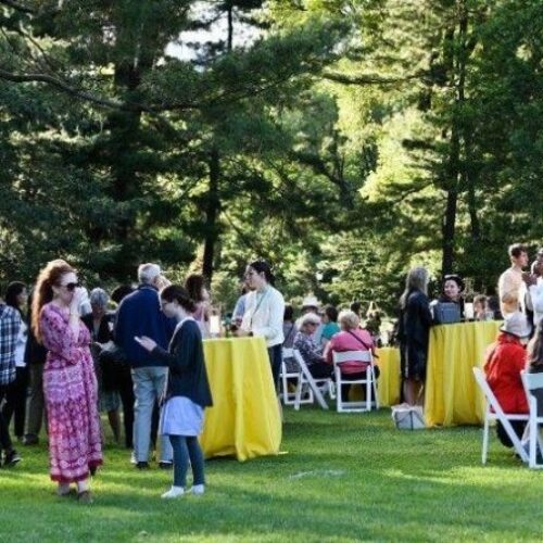 Conservancy supporters enjoy an event before a Philharmonic performance in the Park